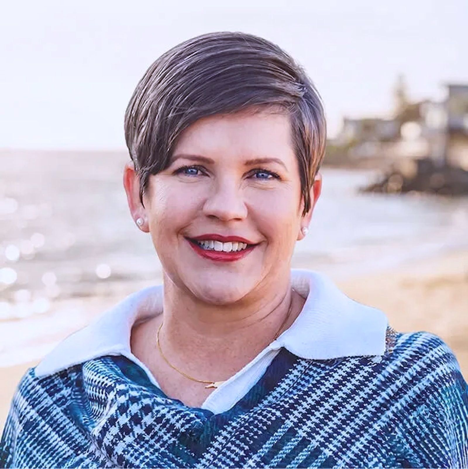 Mande Barden — Agent at Tidal Shield Insurance